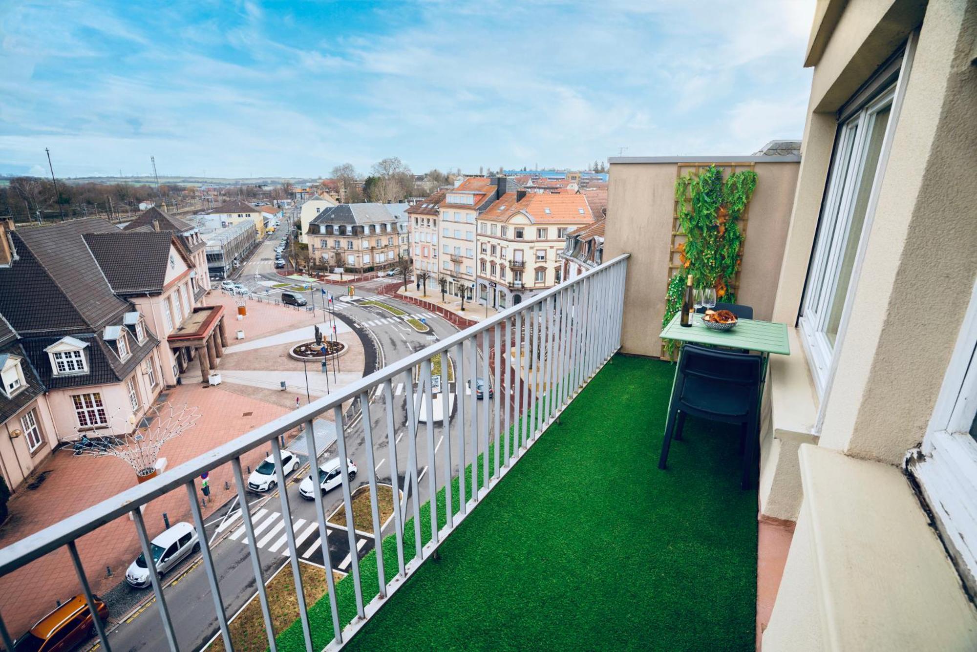 Apartamento Le Perchoir - Wifi - Gare - Proche Tous Commerces Sarrebourg Exterior foto